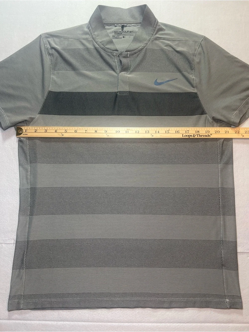 Nike Men’s Golf Momentum Fly Swing  Knit Alpha Stripe Polo Shirt, Gray, Large